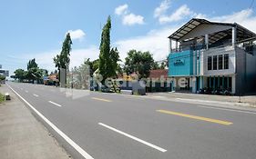 Hotel Andono Near Yia Mitra Reddoorz